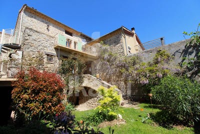 /international/fr/sarras-rhone-310100521507/