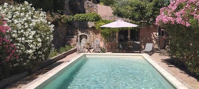 /international/fr/cotignac-hh-15661514-cotignac-provence-alpes-cote-d-azur-310100955670/