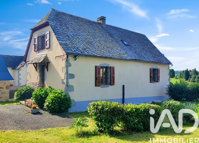 /international/fr/sansac-veinazes-auvergne-310108728372/