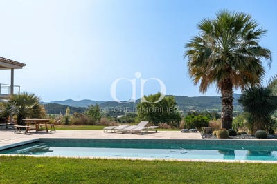 /international/fr/la-cadiere-d-azur-provence-alpes-cote-d-azur-310100559134/