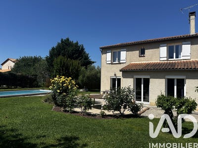 /international/fr/villeneuve-sur-lot-aquitaine-310108320237/