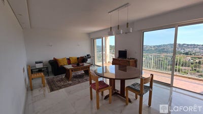 /international/fr/saint-raphael-provence-alpes-cote-d-azur-310108466168/