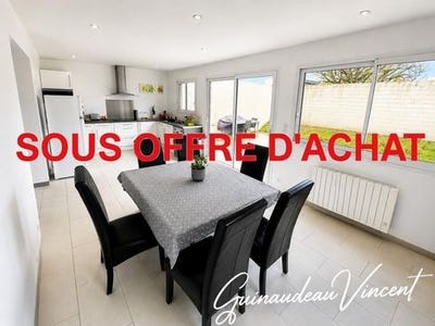 /international/fr/le-may-sur-evre-pays-de-la-loire-310104842669/