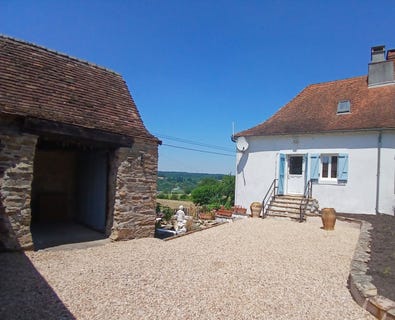 /international/fr/jumilhac-le-grand-aquitaine-310109922555/