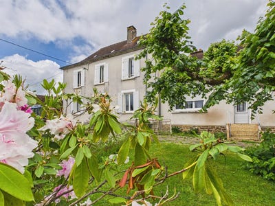 /international/fr/sarlande-aquitaine-310108865790/
