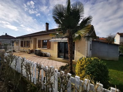 /international/fr/madiran-midi-pyrenees-310105295984/