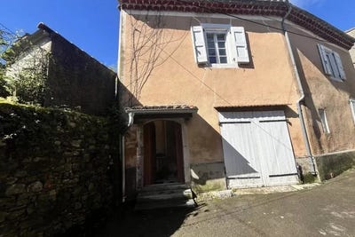/international/fr/saint-hippolyte-du-fort-languedoc-roussillon-310108460323/
