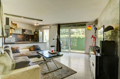 /international/fr/cannes-provence-alpes-cote-d-azur-310101225383/?lang=it