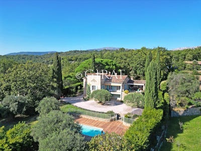 /international/fr/le-rouret-provence-alpes-cote-d-azur-310097184858/?lang=en