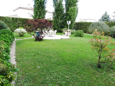 /international/fr/la-roche-de-glun-rhone-310104989338/
