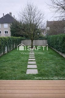 /international/fr/creil-picardie-310105995875/