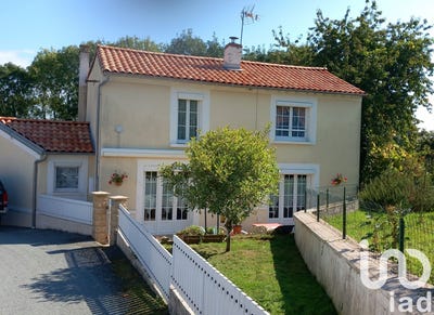 /international/fr/marillet-pays-de-la-loire-310100602547/?lang=zh-cn