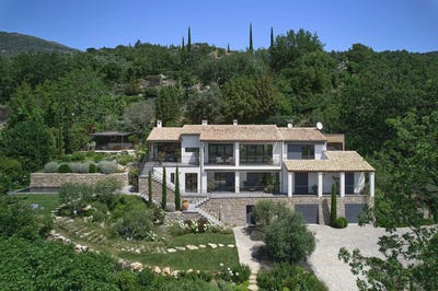 /international/fr/fayence-hh-14930211-fayence-provence-alpes-cote-d-azur-310100956562/