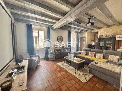 /international/fr/fontenay-le-comte-pays-de-la-loire-310100763603/