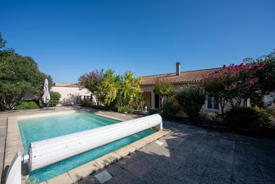 /international/fr/limoux-languedoc-roussillon-310102589287/