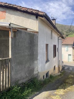 /international/fr/le-mas-d-azil-midi-pyrenees-310098840036/