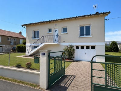 /international/fr/saint-pierre-d-exideuil-charente-310108939656/?lang=id