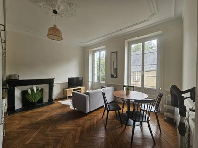 /international/fr/chateaubriant-pays-de-la-loire-310108217712/