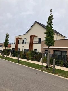 /international/fr/fleurey-sur-ouche-burgundy-310102728257/