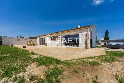 /international/fr/arles-provence-alpes-cote-d-azur-310108648826/