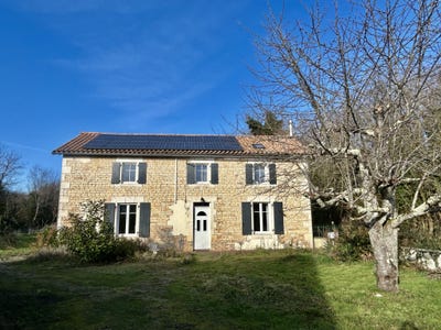 /international/fr/maire-levescault-charente-310104426931/