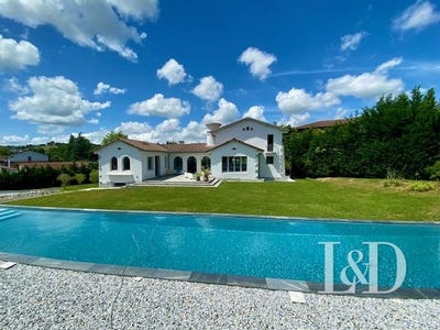 /international/fr/bayonne-aquitaine-310100637633/