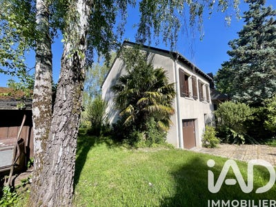 /international/fr/joue-les-tours-centre-val-de-loire-310103607449/