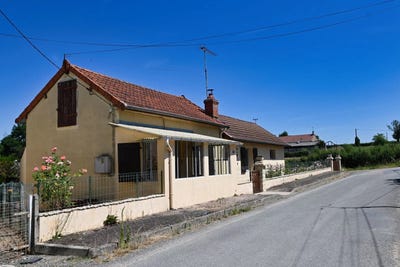 /international/fr/cercy-la-tour-burgundy-310109206614/?lang=it