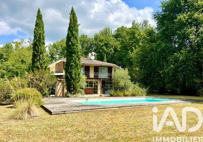 /international/fr/salles-charente-310103606046/