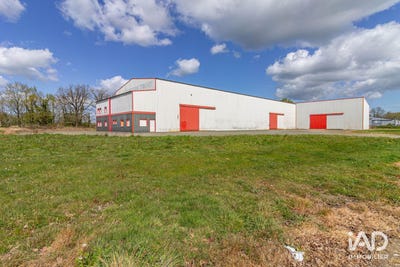 /international/fr/aizenay-pays-de-la-loire-310109091118/