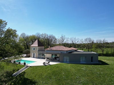 /international/fr/villeneuve-sur-lot-aquitaine-310108553929/