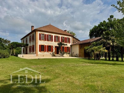 /international/fr/labastide-d-armagnac-aquitaine-310101335102/?lang=en
