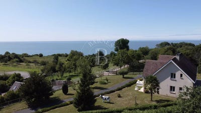 /international/fr/trouville-sur-mer-la-basse-normandie-310100494342/?lang=zh-cn
