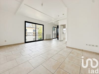 /international/fr/montfermeil-ile-de-france-310098417719/
