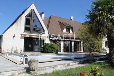 /international/fr/saint-remy-en-rollat-auvergne-310106996519/