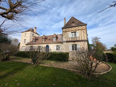 /international/fr/montpon-menesterol-aquitaine-310108322631/