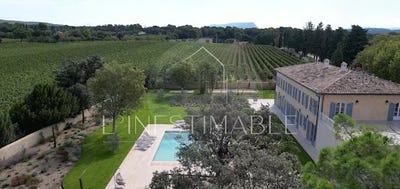 /international/fr/aix-en-provence-provence-alpes-cote-d-azur-310106577219/
