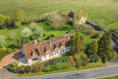 /international/fr/saint-saturnin-pays-de-la-loire-310106779191/