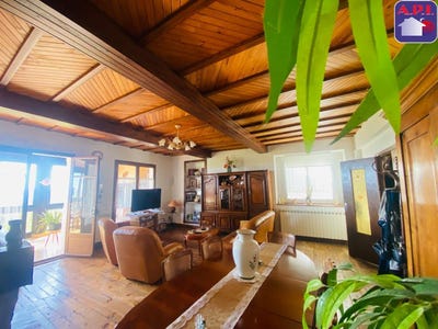 /international/fr/carla-bayle-midi-pyrenees-310108465611/