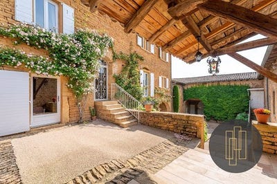 /international/fr/villefranche-sur-saone-ile-de-france-310099947347/?lang=en