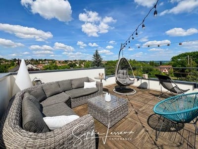 /international/fr/mezy-sur-seine-ile-de-france-310100498527/