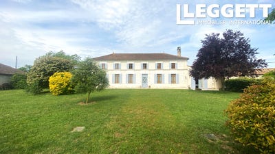 /international/fr/baignes-sainte-radegonde-charente-310094421982/