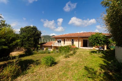 /international/fr/sari-d-orcino-corsica-310104436547/