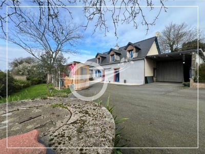 /international/fr/martigne-ferchaud-brittany-310106993864/