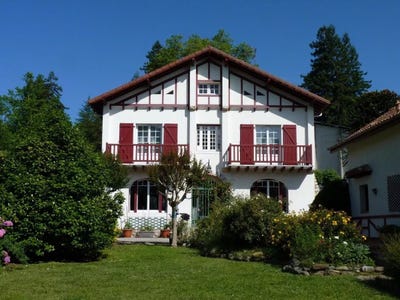/international/fr/salies-de-bearn-aquitaine-310100225126/