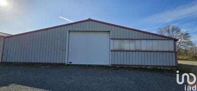 /international/fr/les-epesses-pays-de-la-loire-310098115474/