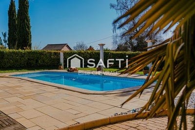 /international/fr/charnay-les-macon-burgundy-310106463582/