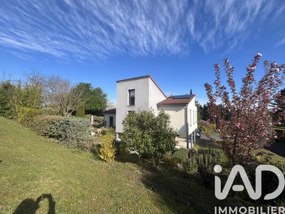 /international/fr/pont-du-chateau-auvergne-310107180029/