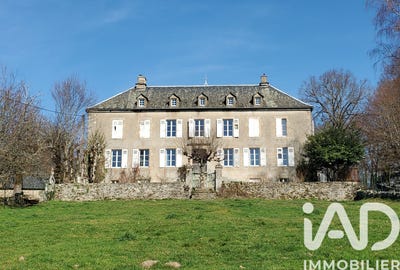 /international/fr/saint-cirgues-la-loutre-limousin-310106937290/