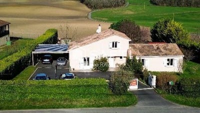 /international/fr/magnac-lavalette-villars-charente-310108422595/
